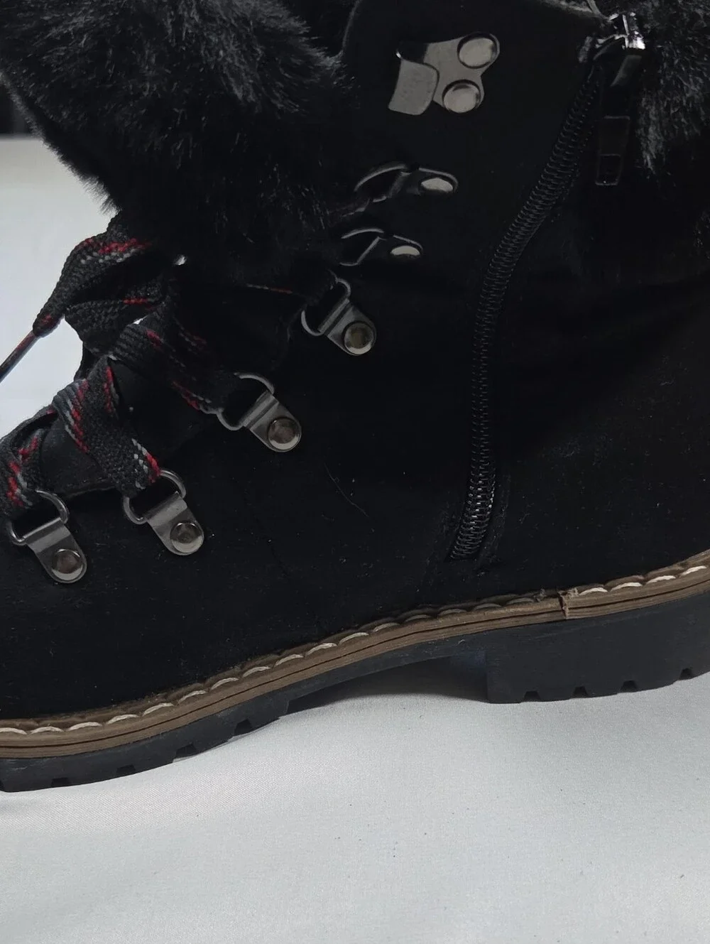 Catherine Malandrino Women's Black Hershey Faux Suede & Fur Lace Up Boots Sz 7.5